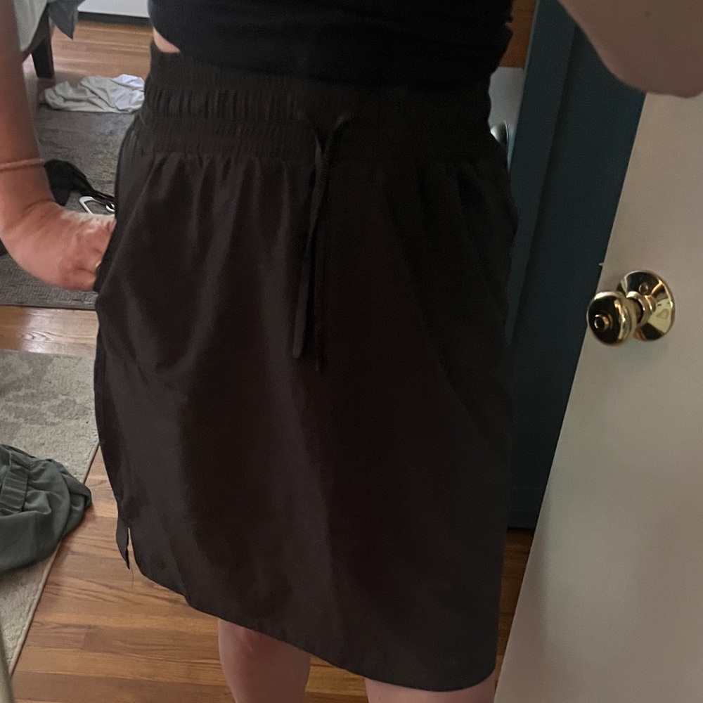 Albion fit skirt charcoal